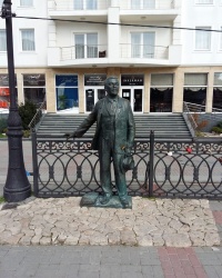 Памятник А.И. Куприну в Балаклаве