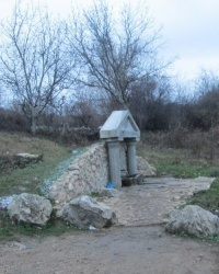 Фонтан Изюмского полка. Тайник