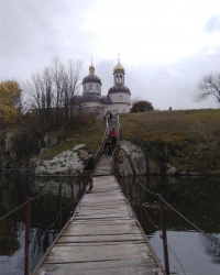 Понтонний міст через річку Рось