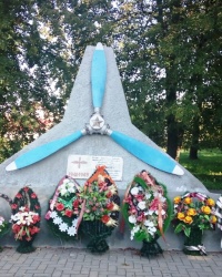 Памятник Летчику Гудимов С.М. г. Пружаны