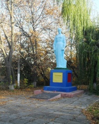 Памятник воинам-односельчанам. с. Долгая Пристань Николаевская обл