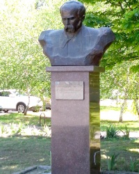 Пам’ятник Т.Г. Шевченку у Томаківці