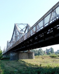 Міст через Дністер у Галичі на Івано-Франківщині