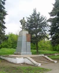 Памятник В.И. Ленину в авиагородке Запорожья