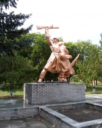 Воинский мемориал в Пологах