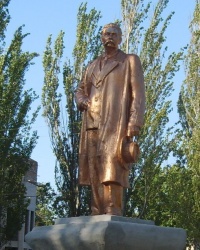 Памятник Максиму Горькому в Бердянске