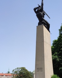 Пам'ятник Героям Варшави 