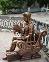 Пам'ятник абітурієнту у Теребовлі 