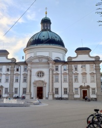 Церква Св. Каєтана у Зальцбурзі