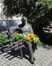 Пам'ятник Симону Петлюрі у Вінниці