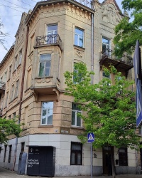 Будинок по вул. Глибокій, 12 у Львові