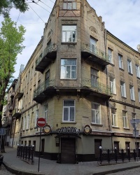 Будинок по вул. Глибокій, 16 у Львові