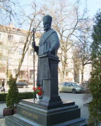 Пам'ятник Йосифу Сліпому в Тернополі
