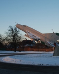 Памятник самолету МиГ-21СМ  в г. Миргород