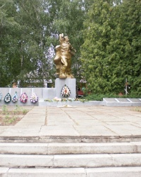 Братская могила в Оксанина