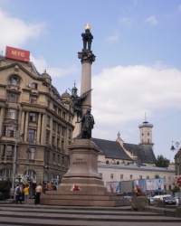 Памятник Адаму Мицкевичу в г.Львове