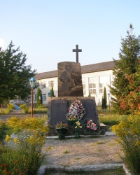 Памятник воинам-односельчанам в с. Красиловка