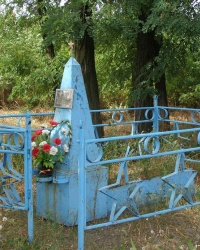 Могила неизвестного воина возле с. Первомайское (Синельниковский р-н)
