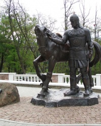 Памятник Добрыне Никитичу в г. Коростень