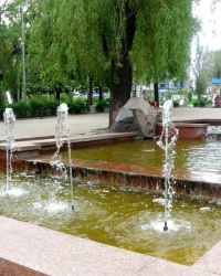 Фонтан в сквере имени В.В.Маяковского в г.Донецке